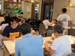 -镇南锅盖面馆(解放路店)