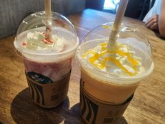 童趣三色杯星冰乐-星巴克臻选(重庆大融城店)