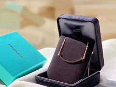 -Tiffany & Co.蒂芙尼
(杭州万象城店)