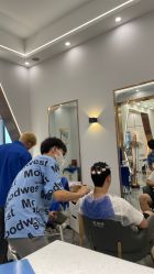 -V8潮牌·接发烫染连锁