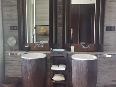 -深圳隐秀山居酒店