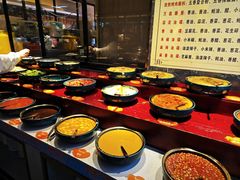 -布罗城堡自助烧烤(鸿通城购物中心店)
