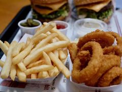 -The Habit Burger Grill 哈比特汉堡(复兴soho店)