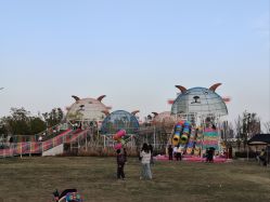 -莫莉幻想儿童乐园(武汉经开永旺店)