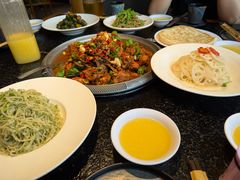 -侯志伟老街炒鸡(广济街店)