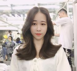 点击看大图 -COMO SALON 烫染可茉发型