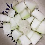 简单午餐、均衡搭配、美味营养——冬瓜鱼饼汤