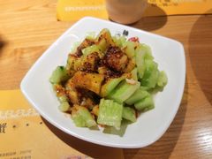 蒜泥黄瓜-赖胖子肉蟹煲(金牛万达店)