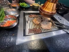 -臻牛烤肉
