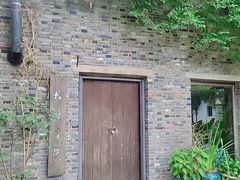 -田园东方蜜桃村的田野营地