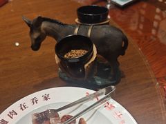 -乔家小院•非遗驴肉•青岛菜(滨河路店)
