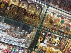 -滴血救世主教堂