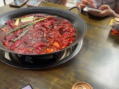 -黄潇洒老火锅(九眼桥宏济巷店)