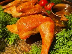 -弦月窗LUNETTE BY AMANDA(复兴路店)