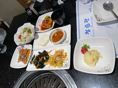 小菜-青松馆韩国料理(香港中路佳世客店)