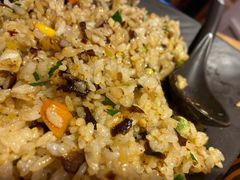 红葱脆骨炒饭-回味鸭血粉丝汤(新城市广场店)