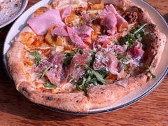 金枪鱼热带菠萝火腿双拼-PIZZA BIANCA(万象城店)