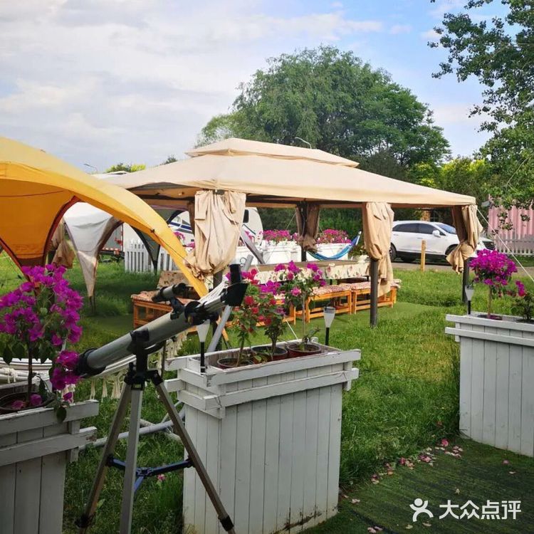 ☀️夏日打卡桌爱房车小镇