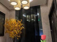 -新盈光·云会所(百丈东路店)