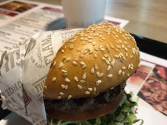 -The Habit Burger Grill 哈比特汉堡(复兴soho店)