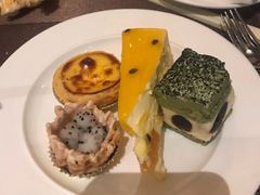 -元素自助餐厅·生蚝·海鲜·刺身(萝岗汇华希尔顿逸林酒店)