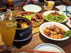 -菌自由丨野生菌火锅特色庭院餐厅(丽江古城店)