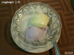饭后送的冰淇淋-小白桦西餐厅