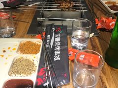-珲春玉善烧烤串城(朝中店)