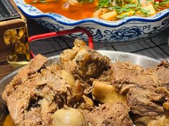 -李双猪·小龙虾·烧烤·羊肉煲(乐山店)
