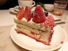 -港丽餐厅(高德置地店)