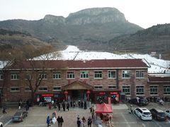 -济南卧虎山滑雪场