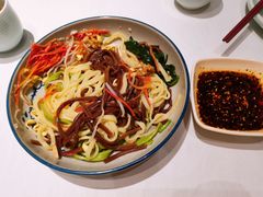 -江城小馆陕南妈妈菜·全球旅行餐厅(钟楼店)