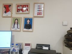 -花儿照相馆·最美证件照(红旗街万达店)
