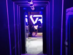 -VR间客漫虚拟现实体验馆(汉街店)