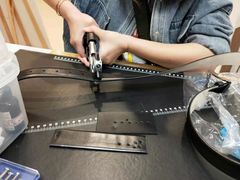 -爱革·洗衣改衣·洗鞋修鞋·洗包修包·奢侈品护理(宝地广场店)