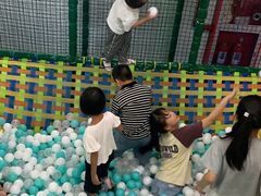 -蒙特利亲子乐园