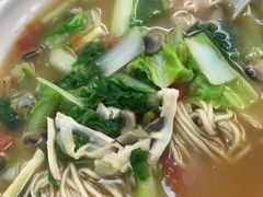 -何太太馄饨面铺(大浒东苑店)