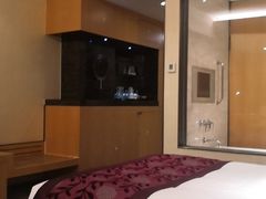 -天津滨海圣光皇冠假日酒店