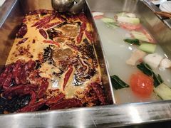 -百年川椒重庆老火锅(光谷店)