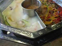 -佬土鹅肠火锅(中建大观店)