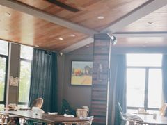 大堂-盐官日光域房车营地·有盐餐厅