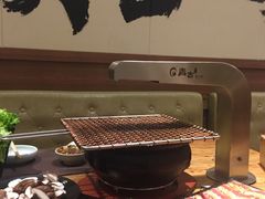 -青古韩式炭火烤肉店