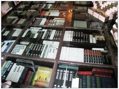 -钟书阁(松江泰晤士小镇店)