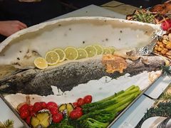-大中华希尔顿酒店-念自助餐·海南美食·三文鱼