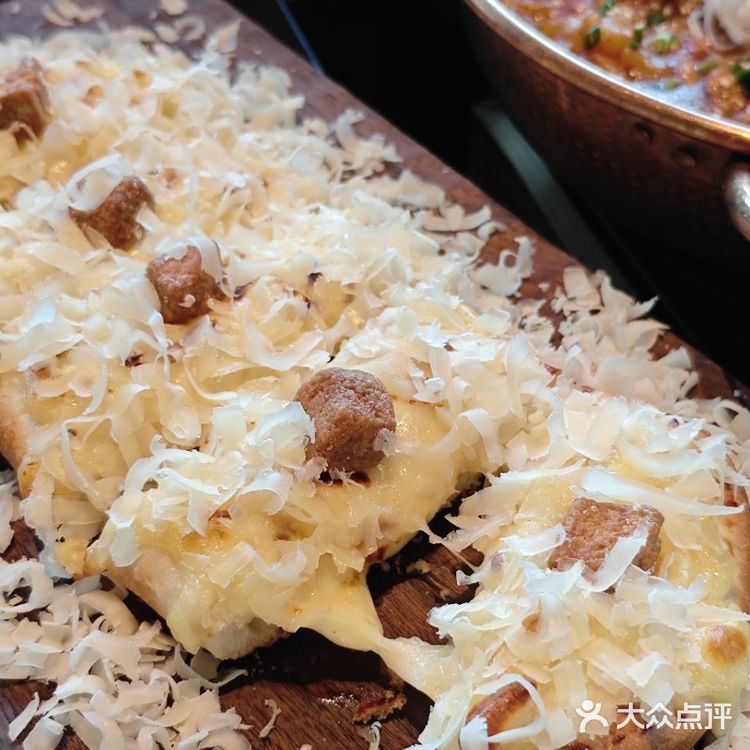 找到了～一家适合情侣约会的餐厅 