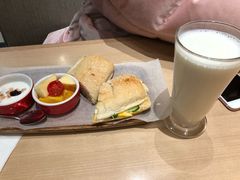 -必胜客(漕宝路店)