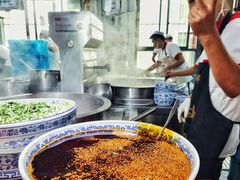 -伊穆祥牛肉面总店·清真