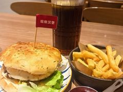 -必胜客(花都百业店)