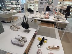 -hotwind热风(国际商场店)