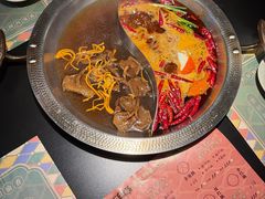 -廖掌柜·重庆鲜货火锅(上海首店)